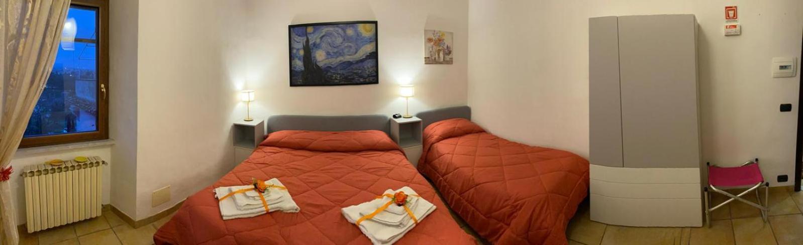 La Finestra Di Umberto Vicino Al Centro Con Parcheggio Privato Bed & Breakfast Viterbo Bagian luar foto