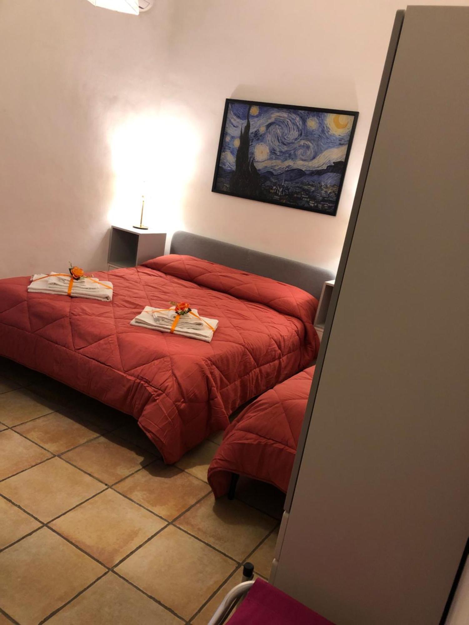 La Finestra Di Umberto Vicino Al Centro Con Parcheggio Privato Bed & Breakfast Viterbo Bagian luar foto