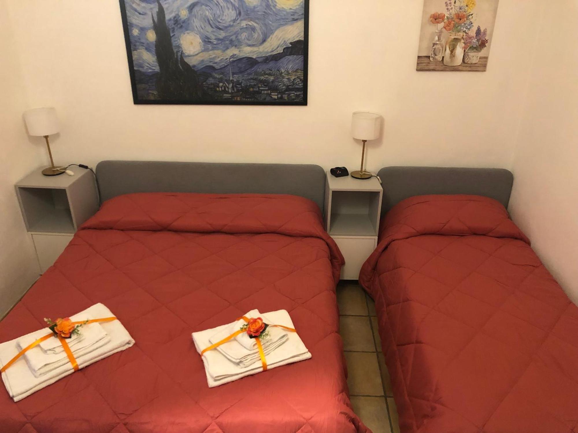 La Finestra Di Umberto Vicino Al Centro Con Parcheggio Privato Bed & Breakfast Viterbo Bagian luar foto